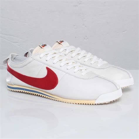 nike classic cortez wit heren leather|nike cortez sale.